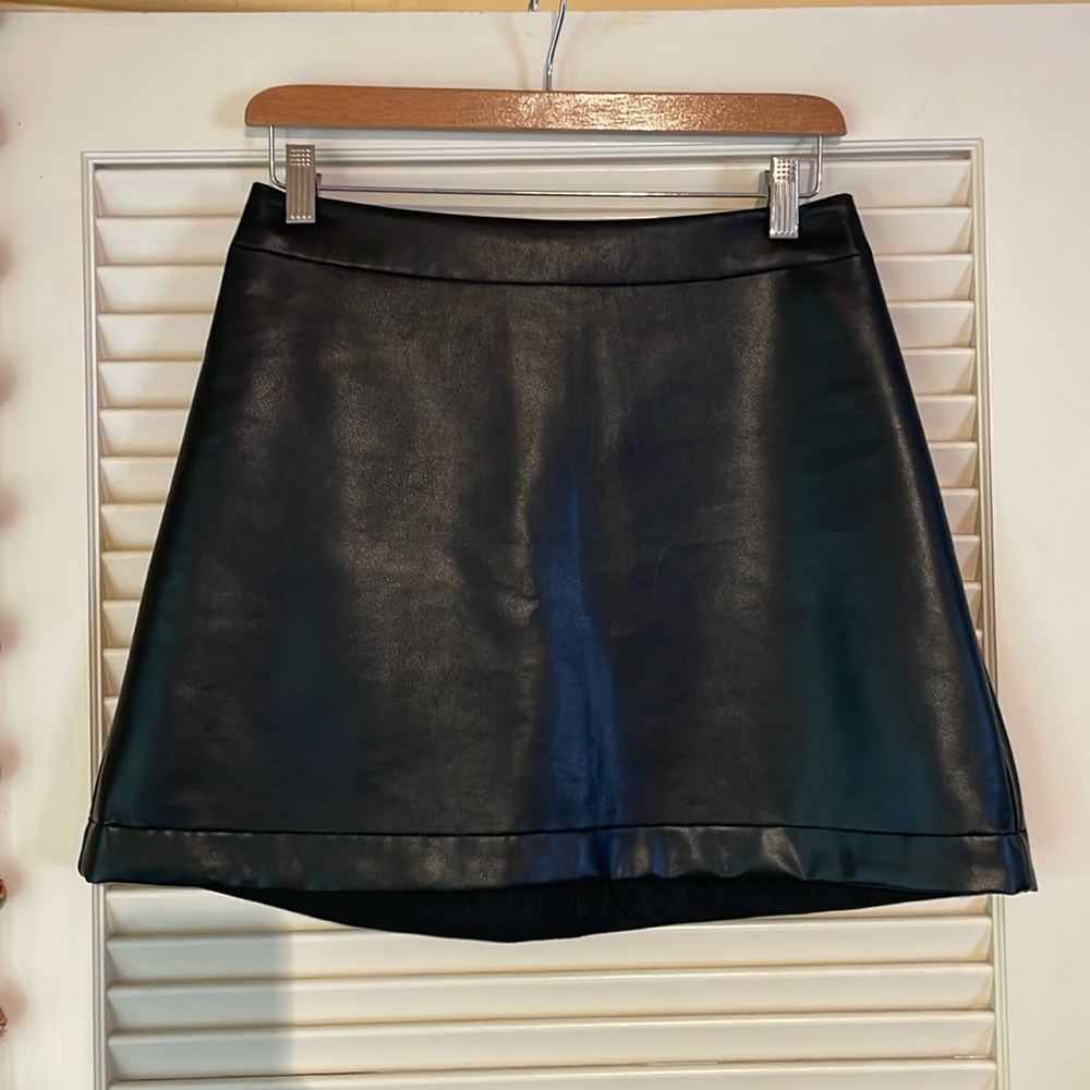 Gap a-line short vegan leather skirt.
